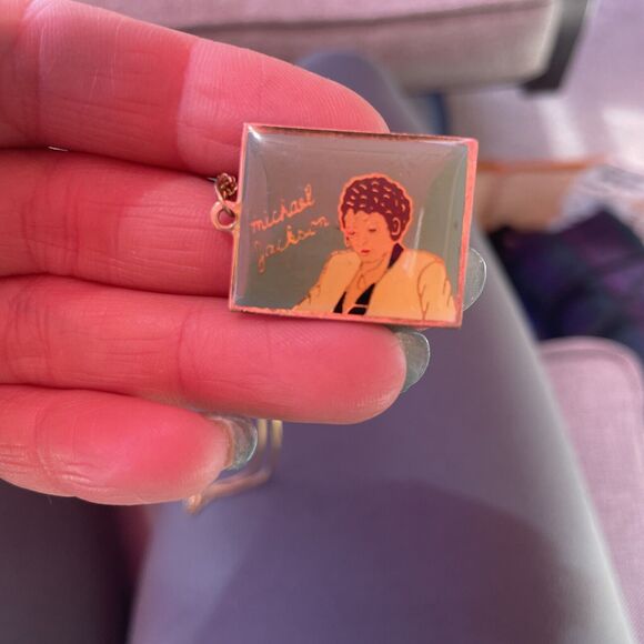 Vintage 1980s Michael Jackson Necklace Gold Tone 9” Chain - Picture 2 of 4